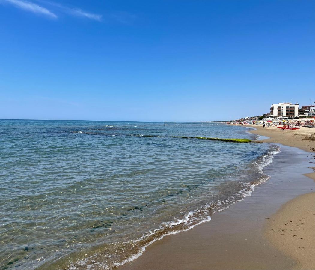 Domus Lavinia "Levante" - Άντζιο Εξωτερικό φωτογραφία